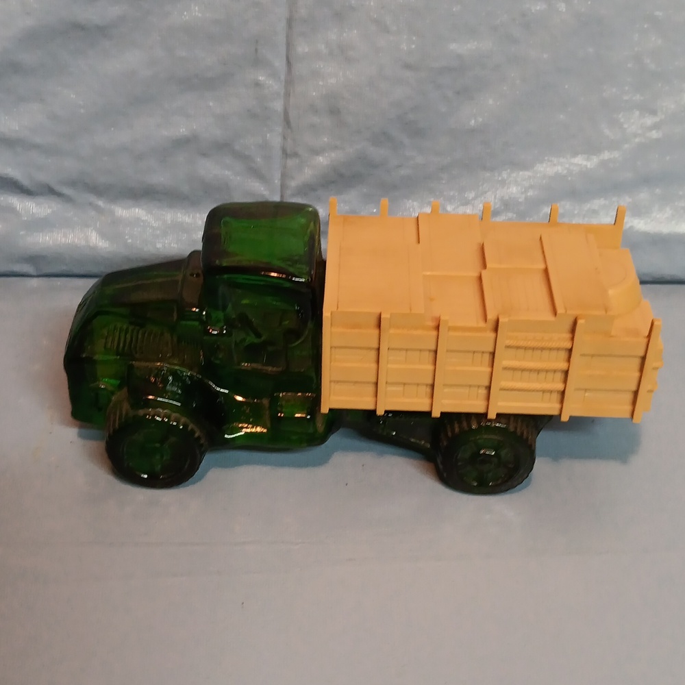 Vintage Avon Big Mack Oland Aftershave‎ Green Truck Decanter